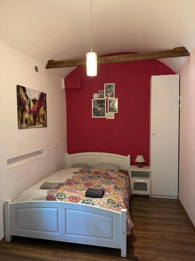 City Centre Apartment Wielopole Krakow Bagian luar foto